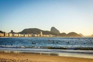 100m da Praia de Copacabana, Ipanema ao Lado! - 4