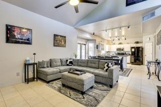 Outdoor Entertainment Area! Relaxing Phoenix Home - 3