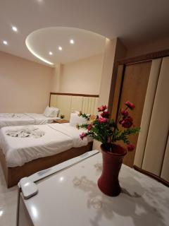 Glow pyramid view - 4