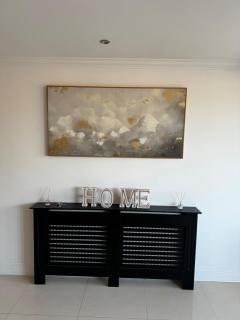 The Luxe Penthouse Lift Access Free Parking - 6