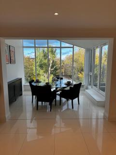 The Luxe Penthouse Lift Access Free Parking - 5