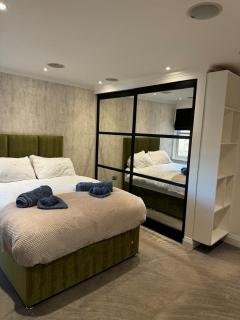 The Luxe Penthouse Lift Access Free Parking - 4