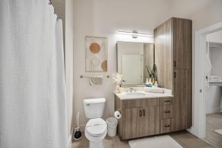 The Glass Loft Midtown - 6