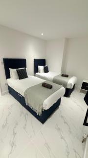 Modern home in Mill Hill Free Parking and Garden - 5