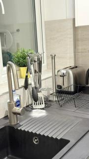 Modern home in Mill Hill Free Parking and Garden - 6