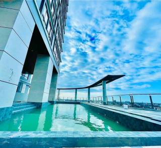 High-Floor Studio with City Views- Skystay 3803 by D - 8