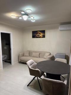 Golden Sky Residence - 8