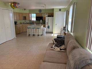 Cozy one bedroom with great water views lots of room - 2