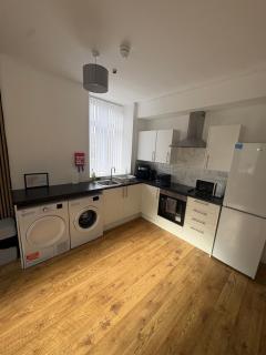 Pentwyn avenue apartment - 4