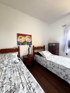 Charming Colonial Countryside Home with Wifi - 4