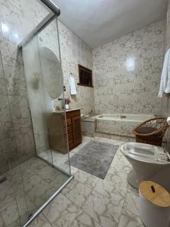 Charming Colonial Countryside Home with Wifi - 7