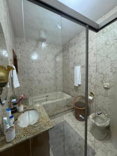 Charming Colonial Countryside Home with Wifi - 8