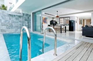 Luxury Penthouse with Private Pool at View Phuket F9 - 1