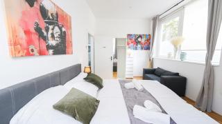 Urban Three Bedroom Apartment Vienna - 2