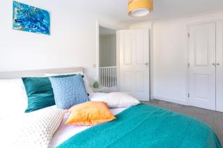 Peaceful 2BR Retreat w Garden Near Oxford - 5