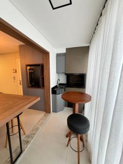 Apartamento com piscina a 100 metros da praia - 9