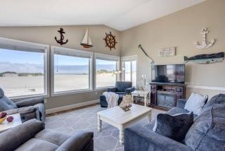 Ocean Front 2BR, 2BA Home! - A Shore Thing! - 8