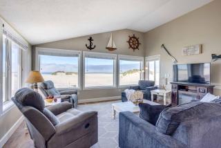 Ocean Front 2BR, 2BA Home! - A Shore Thing! - 6