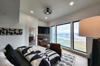 Spectacular Bridge and Bay Views! Bay's Edge! - 1