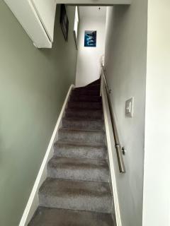 Bright Private Room with Parking & Garden Access - 4