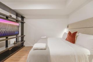 MVR - If You Stay Here You'll Never Want to Leave - 6