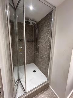 Stylish 1-Bed Flat Private Terrace Hampstead - 3