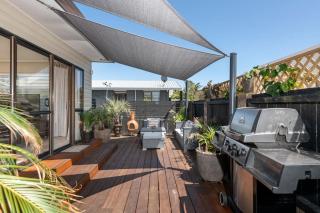 Ocean Beach Getaway - 7