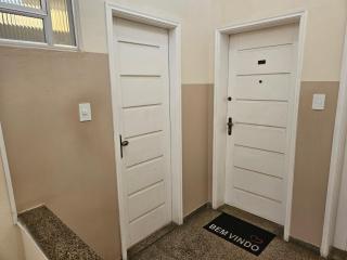 Apto Cabo Frio RJ Mobiliado há 340 metros da Praia do Forte com Wi-Fi e Garagem coberta - 8