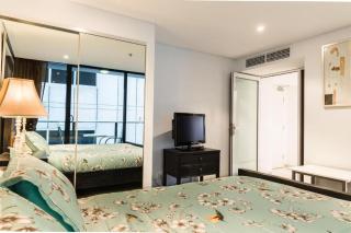 Stylish City Escape! Oaks Horizons - 4