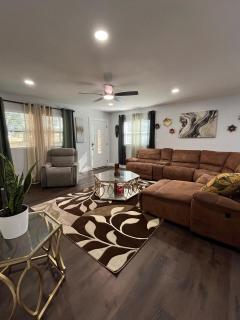 The Perfect Place in Spring Hill - 5