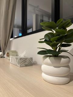 Cosy T2 climatisé sur le port à 5min de la mer parking privé linge de bain et de lit fournis - 8