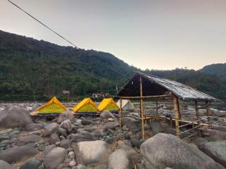 River - Paradise Camps - 8