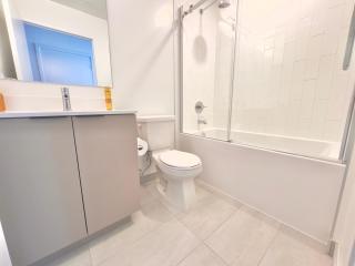 Paradise - 2 Bedroom modern, cozy and luxury living - 5