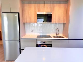 Paradise - 2 Bedroom modern, cozy and luxury living - 2