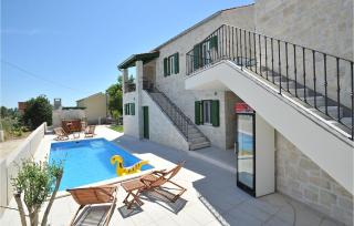 Amazing Apartment In Privlaka - 0