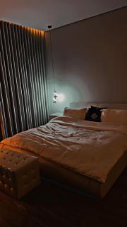 غرفة بجاكوزي مع صالة 1 من أرام ريزدنس by ARAM Residence - 5