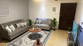 غرفة وصالة بسلطانه مريحة وهادئة - 4