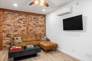 Nr Midtown Museums Montrose Apt Desk Wifi Games - 4