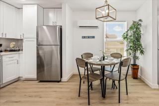 Near Montrose Midtown Flat Desk Tv Games Wifi - 1