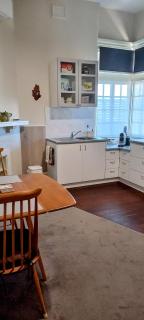 Blue Jay Cottage - Spacious 80m2 Retreat - 1