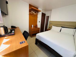 OQ STANDARD HOTEL - Airport - 8