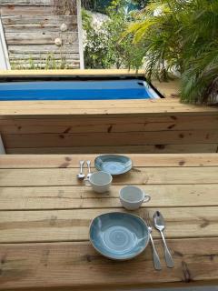 Boho garden Apt A - 9