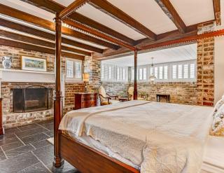 Spanish Moss Inn - 9