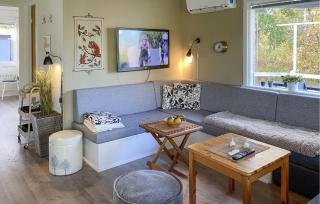 Amazing Home In Glesborg With Wifi - 7