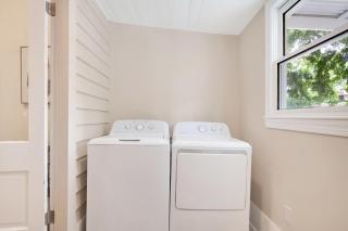 West Park Suites Unit C - 9