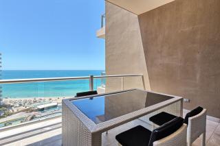 Las Palomas Cortez 805 Luxury Beachfront 1BR for 4 - 9