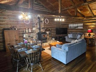 Charming Country Cabin- Cozy, Scenic View, HOT TUB - 0