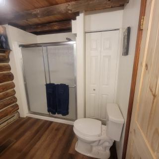 Charming Country Cabin- Cozy, Scenic View, HOT TUB - 7