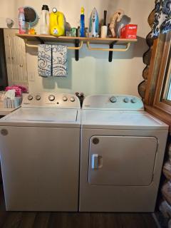 Charming Country Cabin- Cozy, Scenic View, HOT TUB - 1