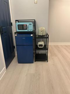 Modern Stylish Beautiful Room & Den - 7